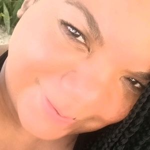 Meet your Posher, Gwendolyn